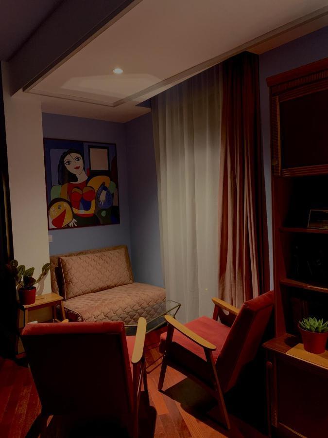 Downtown Italian Studio Bucareste Exterior foto